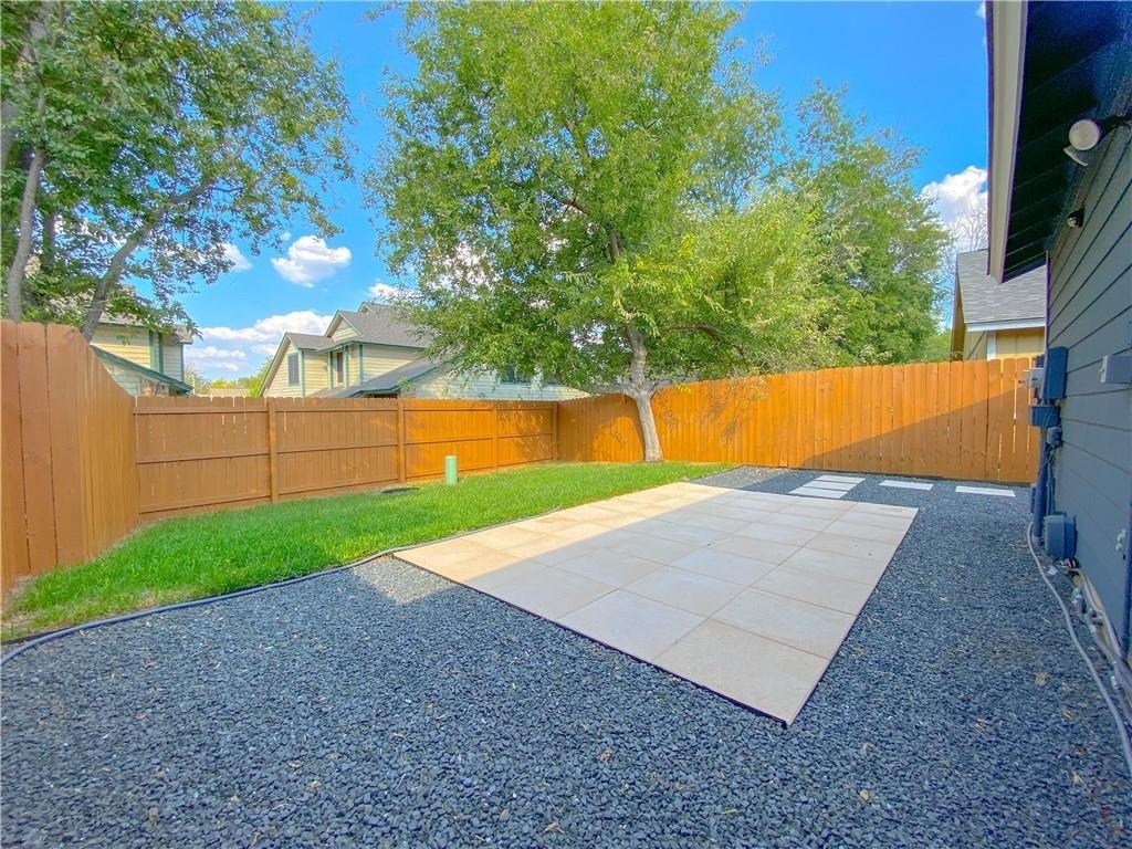 11908 Sunhillow Bnd - Photo 24