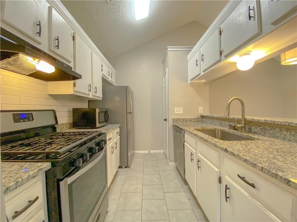 11908 Sunhillow Bnd - Photo 8