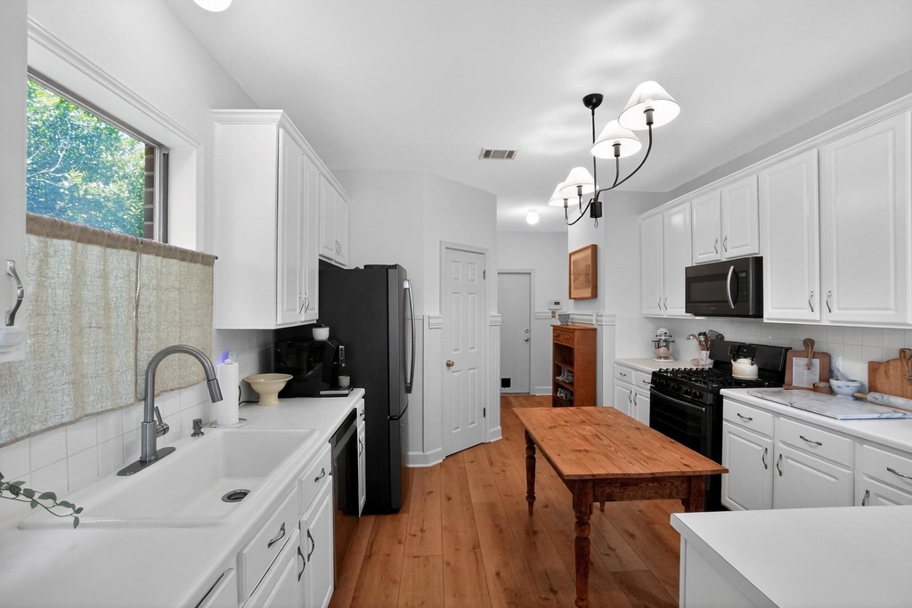 300 N Carriage Hills Dr - Photo 6