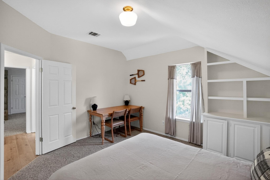 300 N Carriage Hills Dr - Photo 19