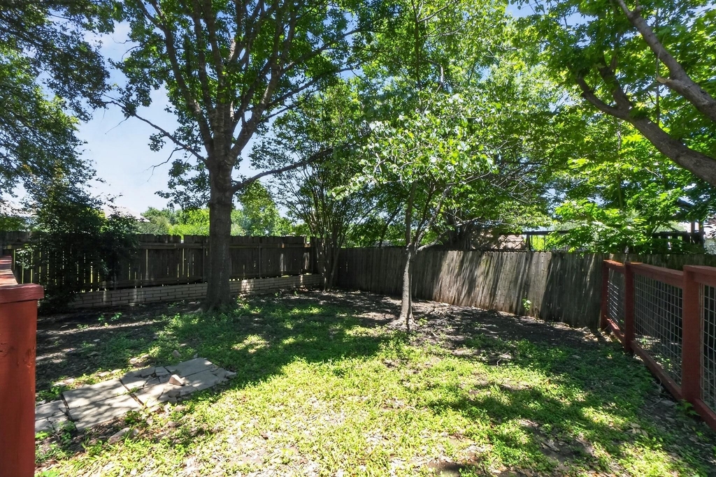 300 N Carriage Hills Dr - Photo 29