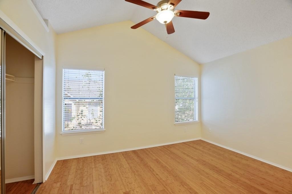 11901 Swearingen Dr - Photo 13