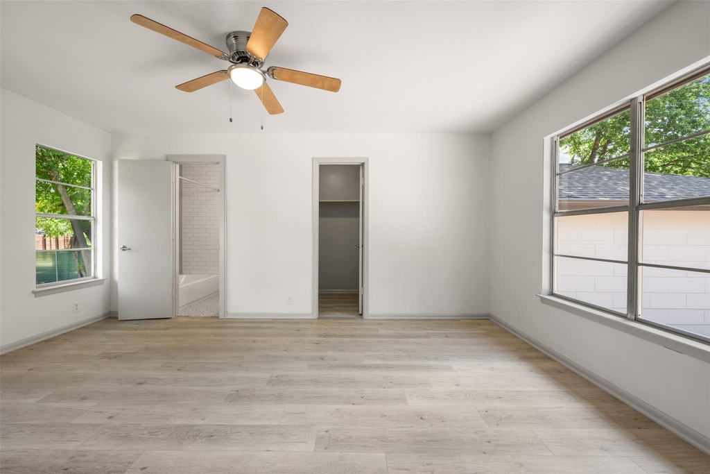 1711 S Main St - Photo 16