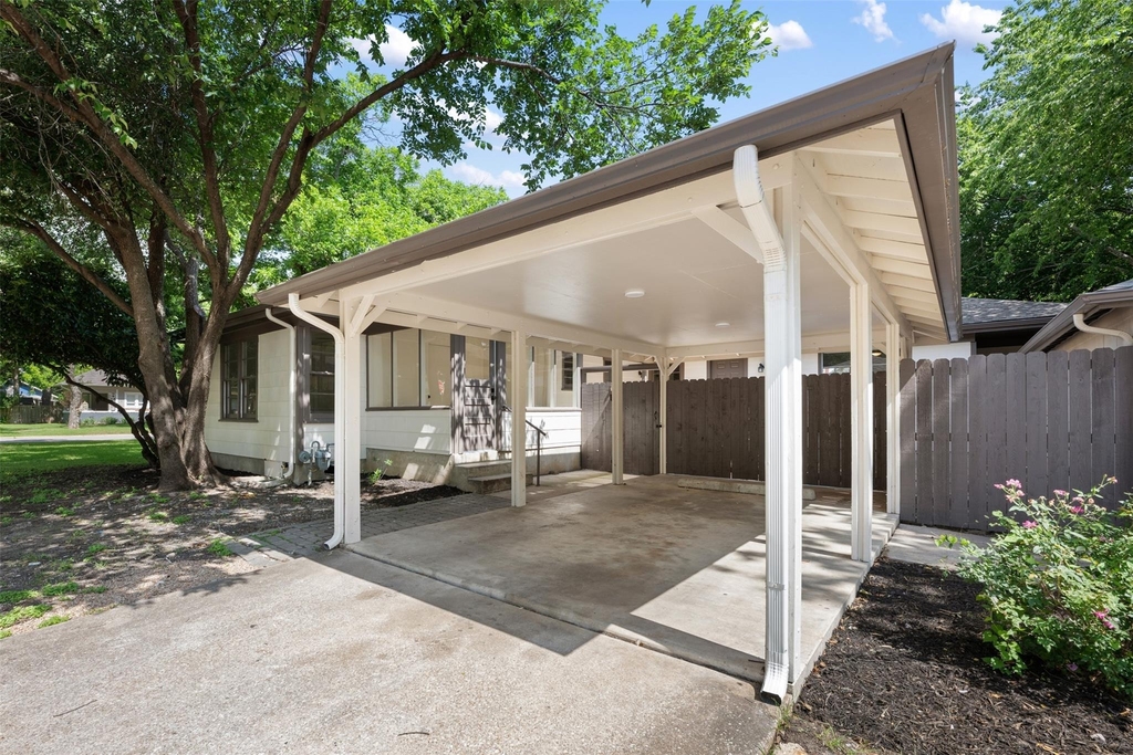 1711 S Main St - Photo 38