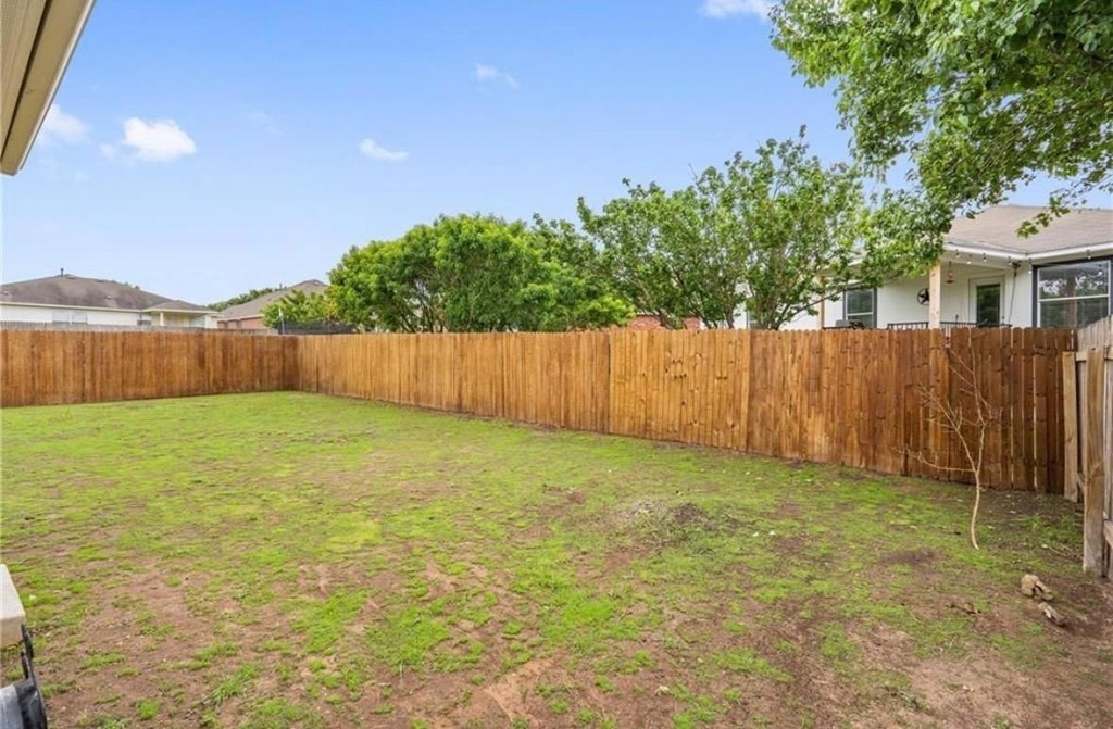2605 Butler Way - Photo 28
