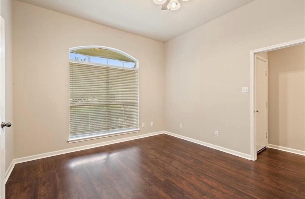 2605 Butler Way - Photo 25