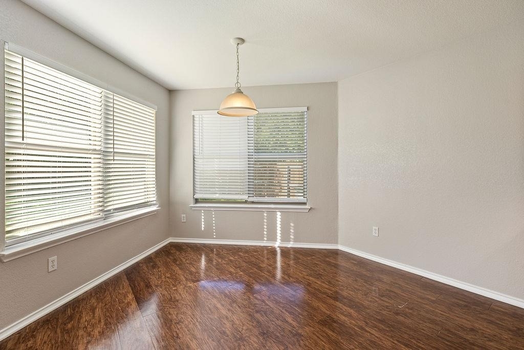 1209 Apollo Cir - Photo 7