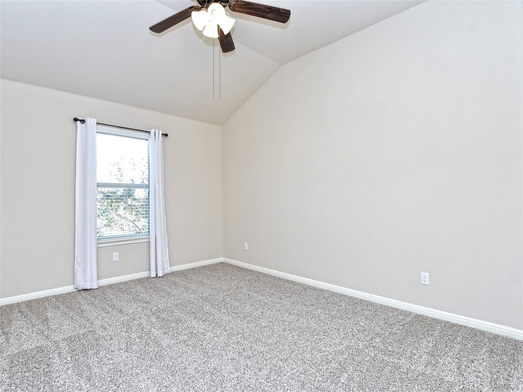 15205 Joseph Dr - Photo 21
