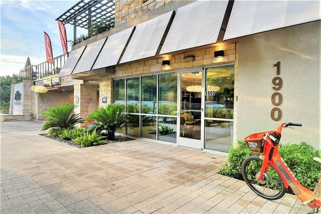 1900 Barton Springs Rd - Photo 34