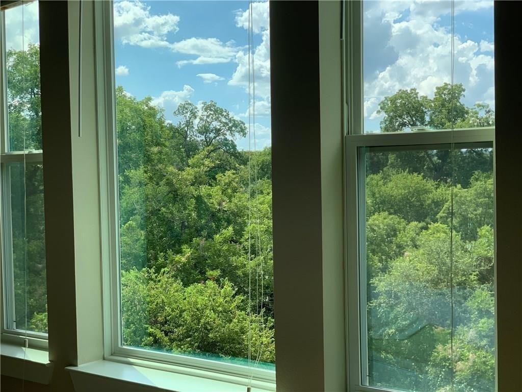 1900 Barton Springs Rd - Photo 20