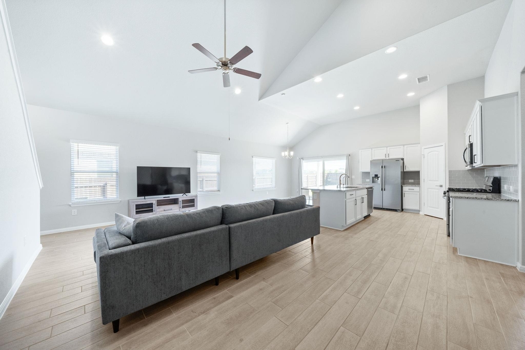 2412 Star Hill Ranch St - Photo 10