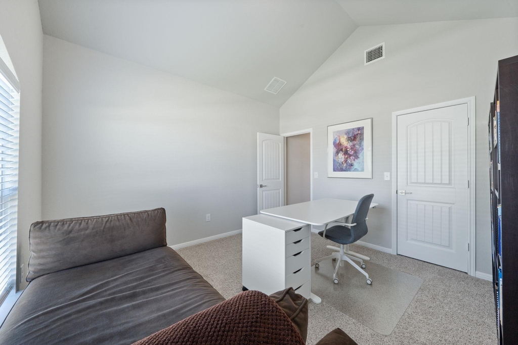2412 Star Hill Ranch St - Photo 4