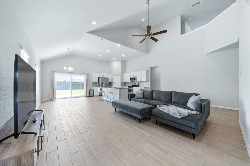 2412 Star Hill Ranch St - Photo 13