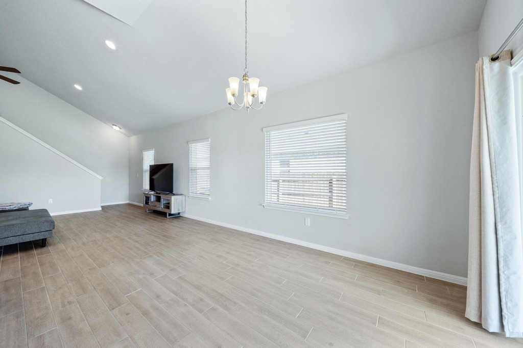 2412 Star Hill Ranch St - Photo 16