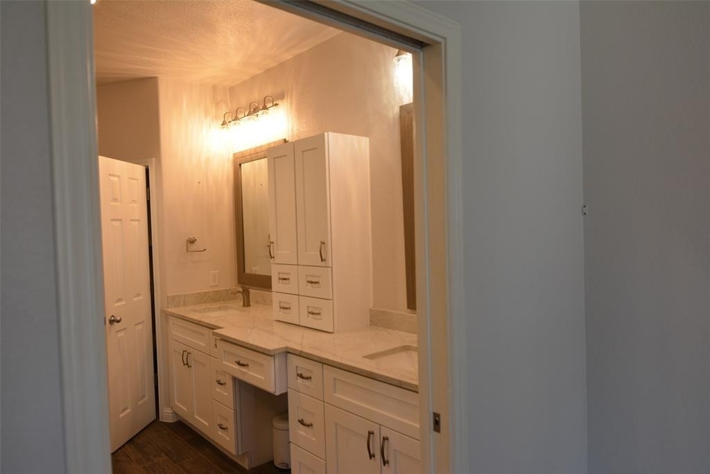 20975 Waterside Dr - Photo 27