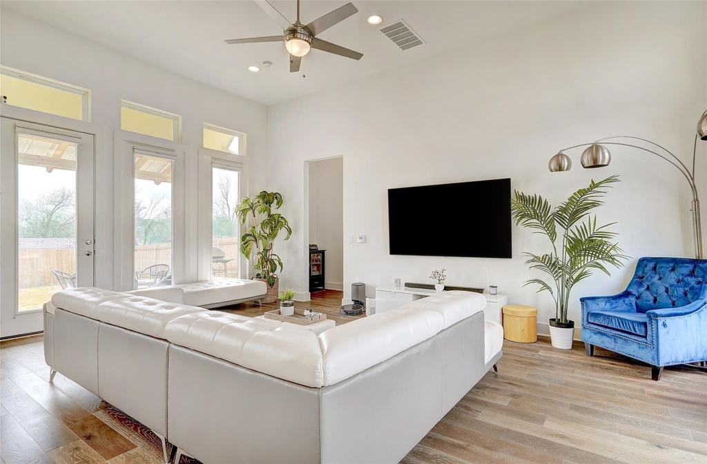 6317 Toscana Ave - Photo 6