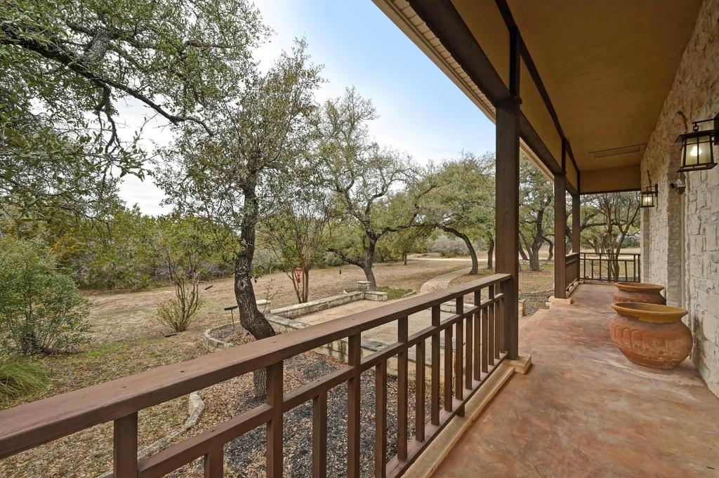 140 Barton Ranch Cir - Photo 6