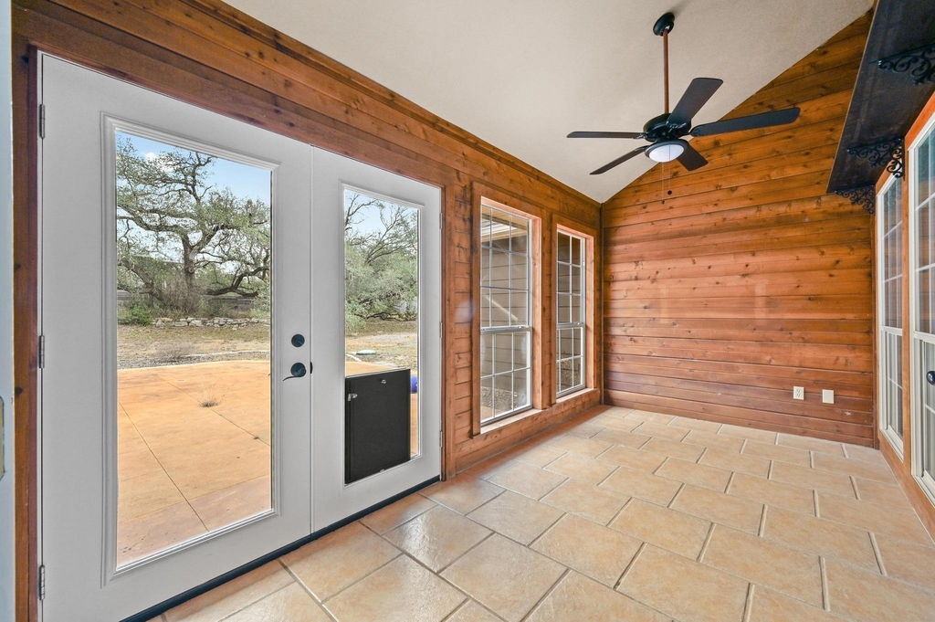 140 Barton Ranch Cir - Photo 26