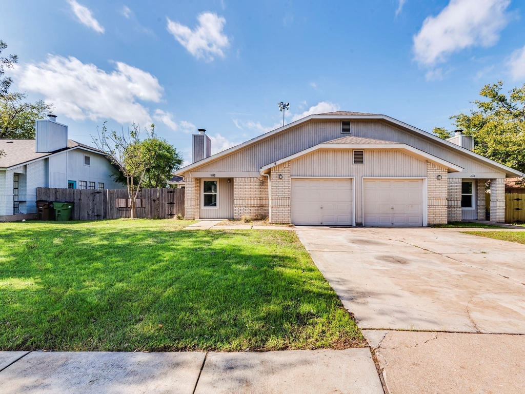 1110 Hyridge St - Photo 23