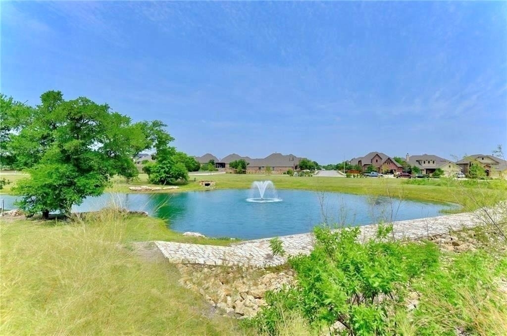 1265 Summerbrooke Cir - Photo 32