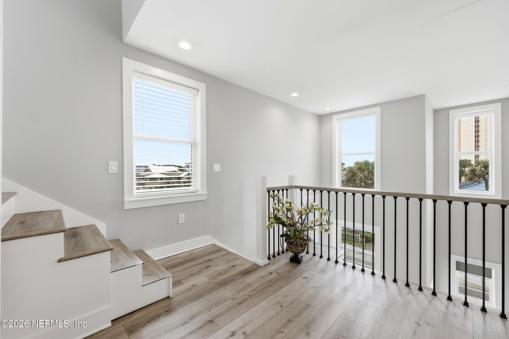 115 1st Street S - Photo 28
