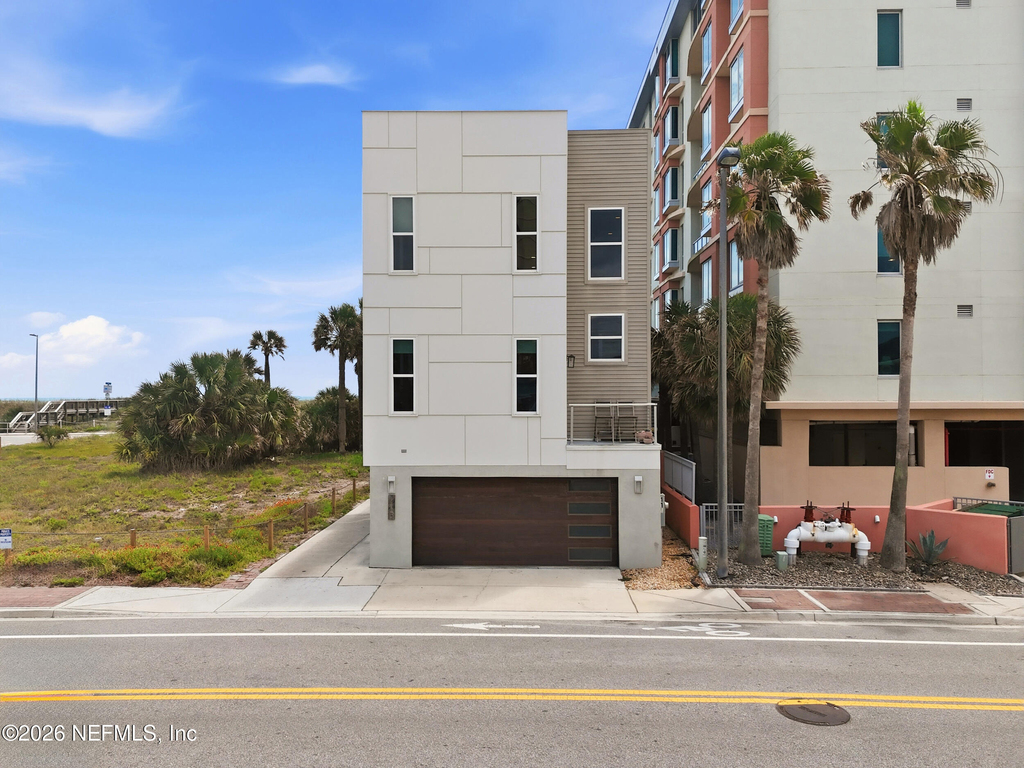 115 1st Street S - Photo 0