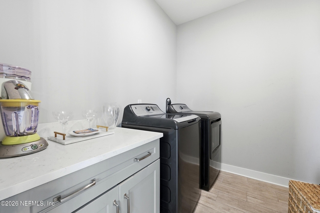 115 1st Street S - Photo 16