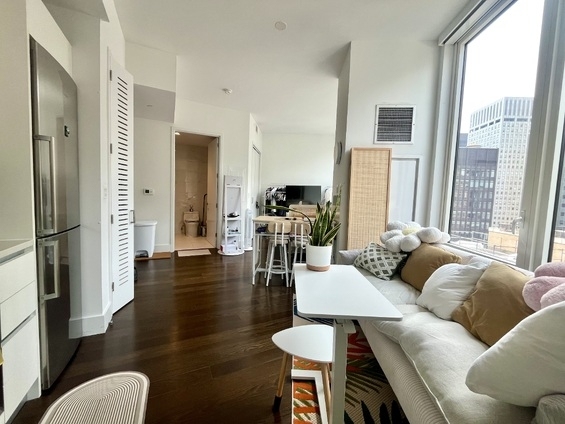 222 East 44th Street - Photo 0