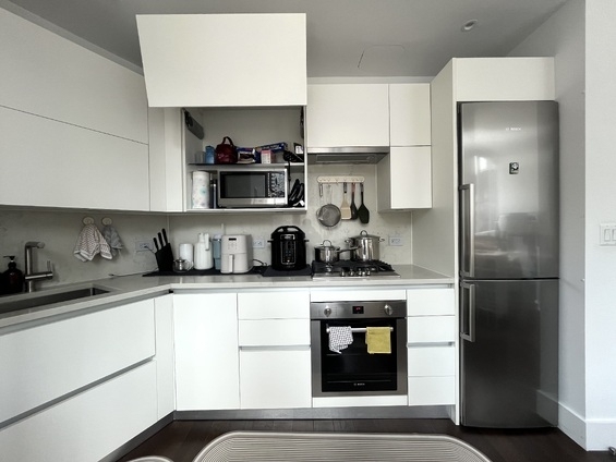 222 East 44th Street - Photo 2