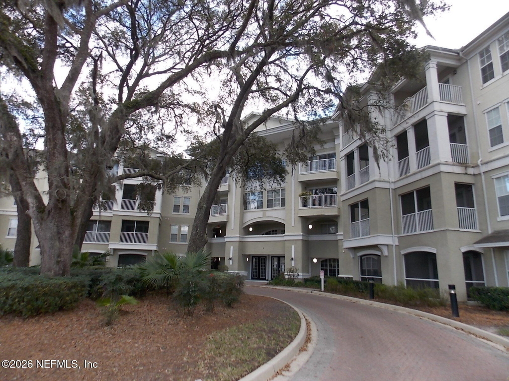 8290 Gate Parkway W - Photo 4