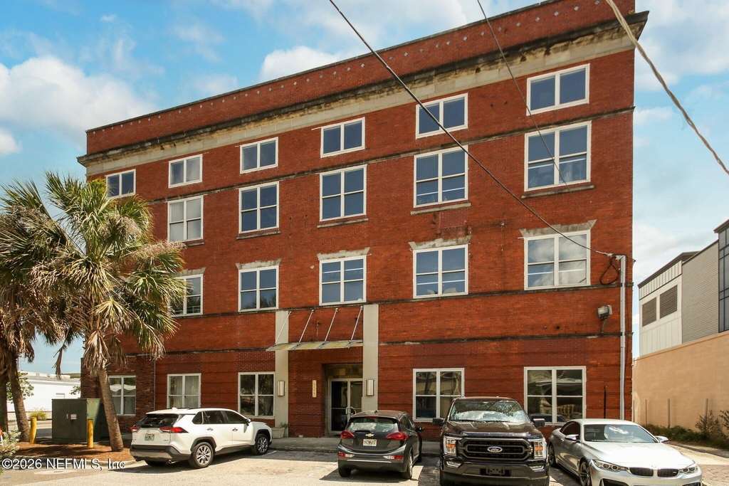 1050 Hendricks Avenue - Photo 2