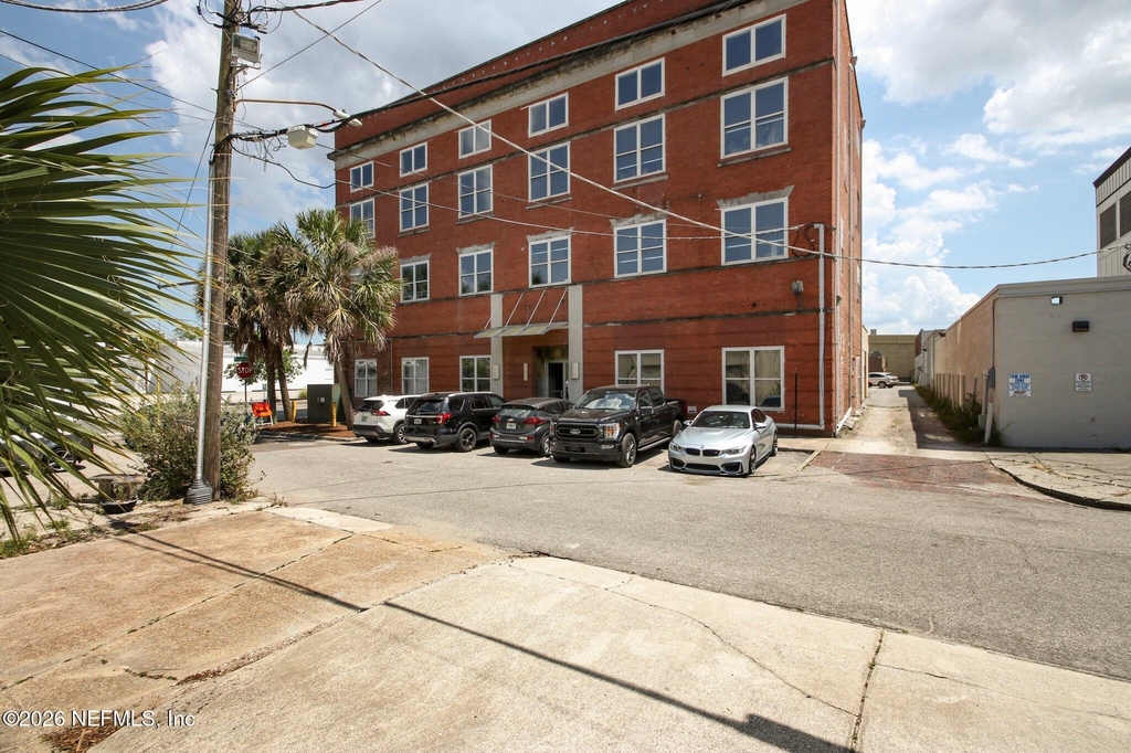 1050 Hendricks Avenue - Photo 1
