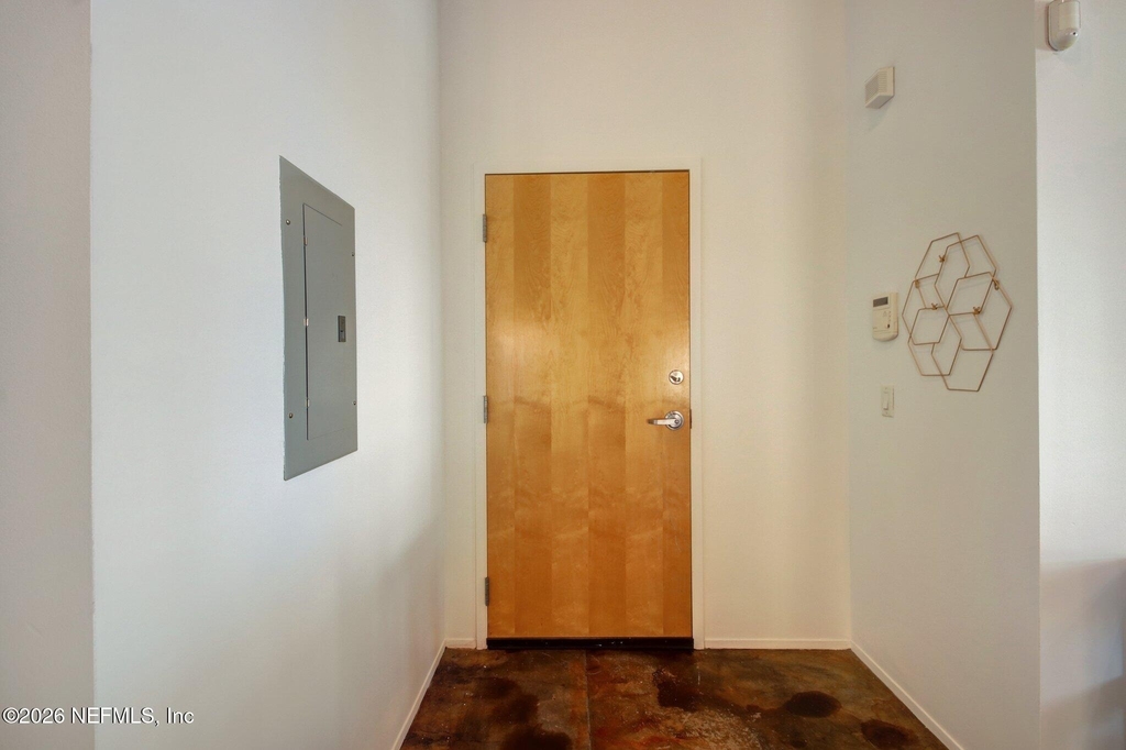 1050 Hendricks Avenue - Photo 6