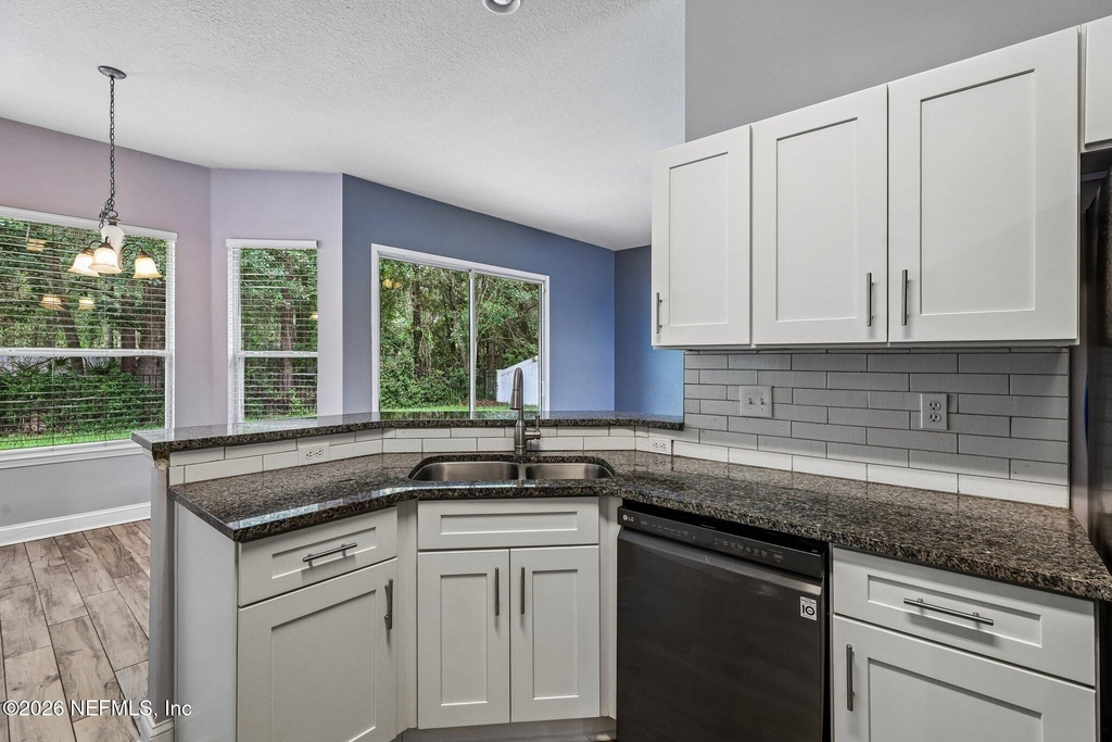 3954 Trail Ridge Road - Photo 16