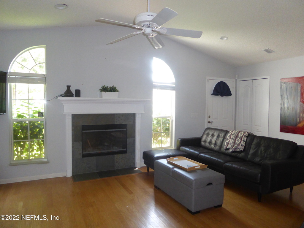 625 S 11th Avenue S - Photo 11