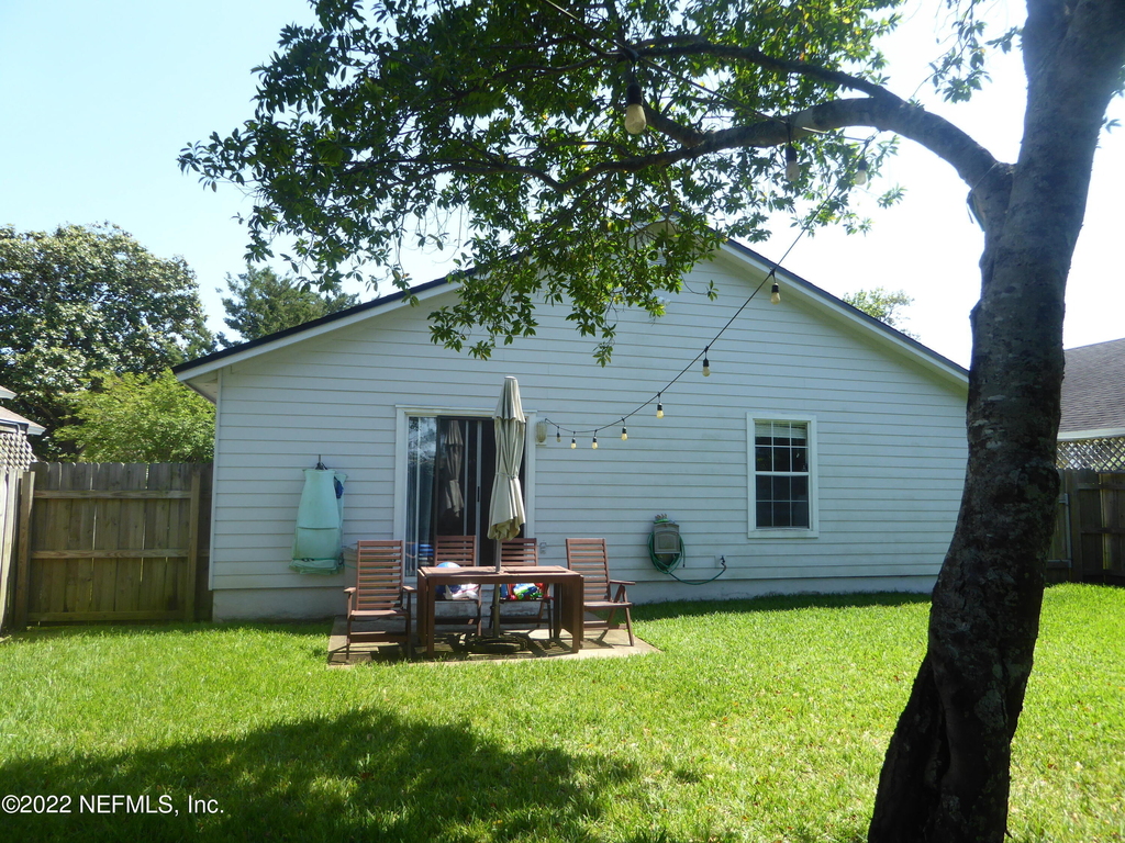 625 S 11th Avenue S - Photo 2