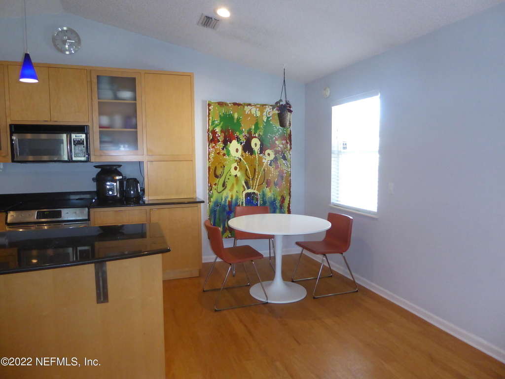 625 S 11th Avenue S - Photo 12