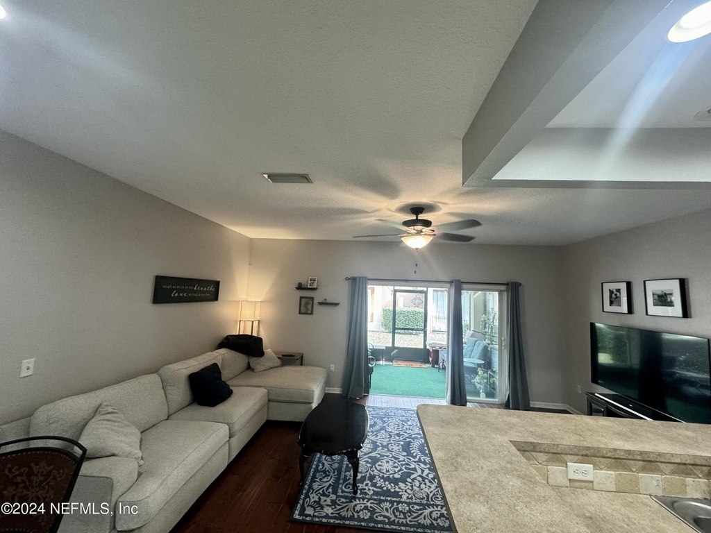 13497 Sunstone Street - Photo 10