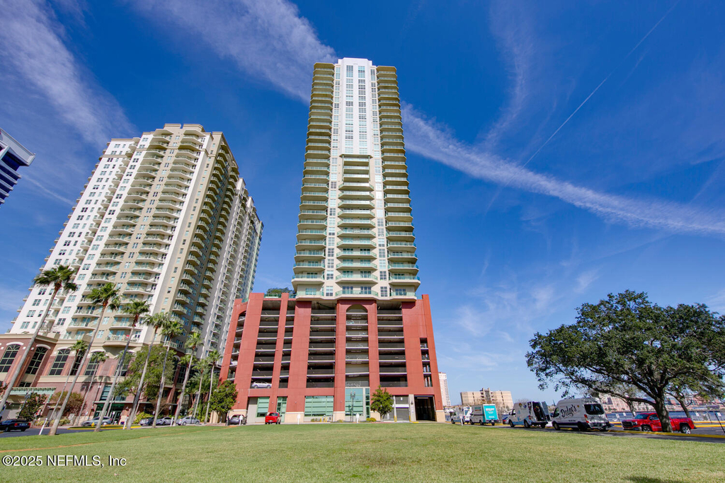 1431 Riverplace Boulevard - Photo 64