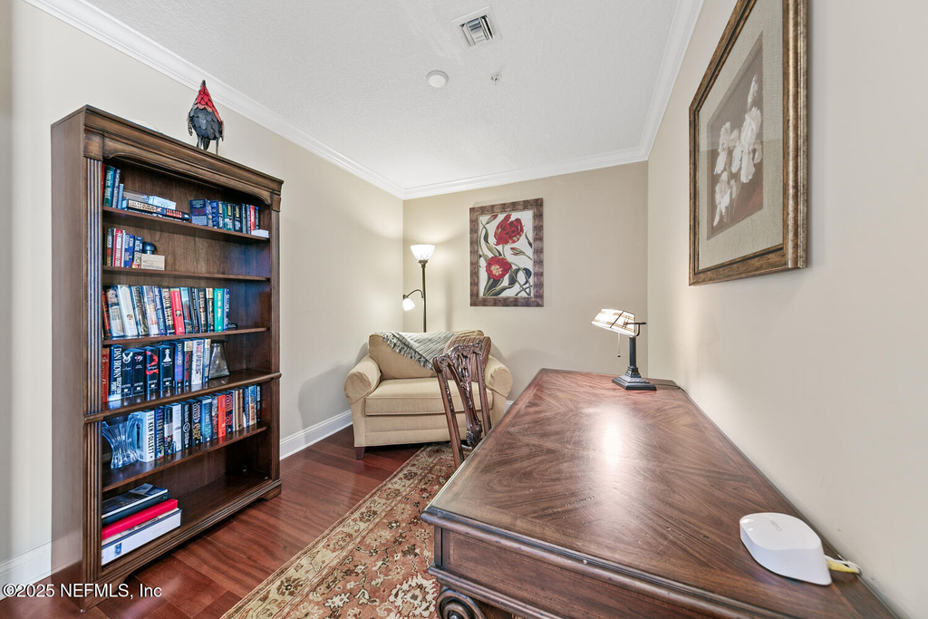 1431 Riverplace Boulevard - Photo 4