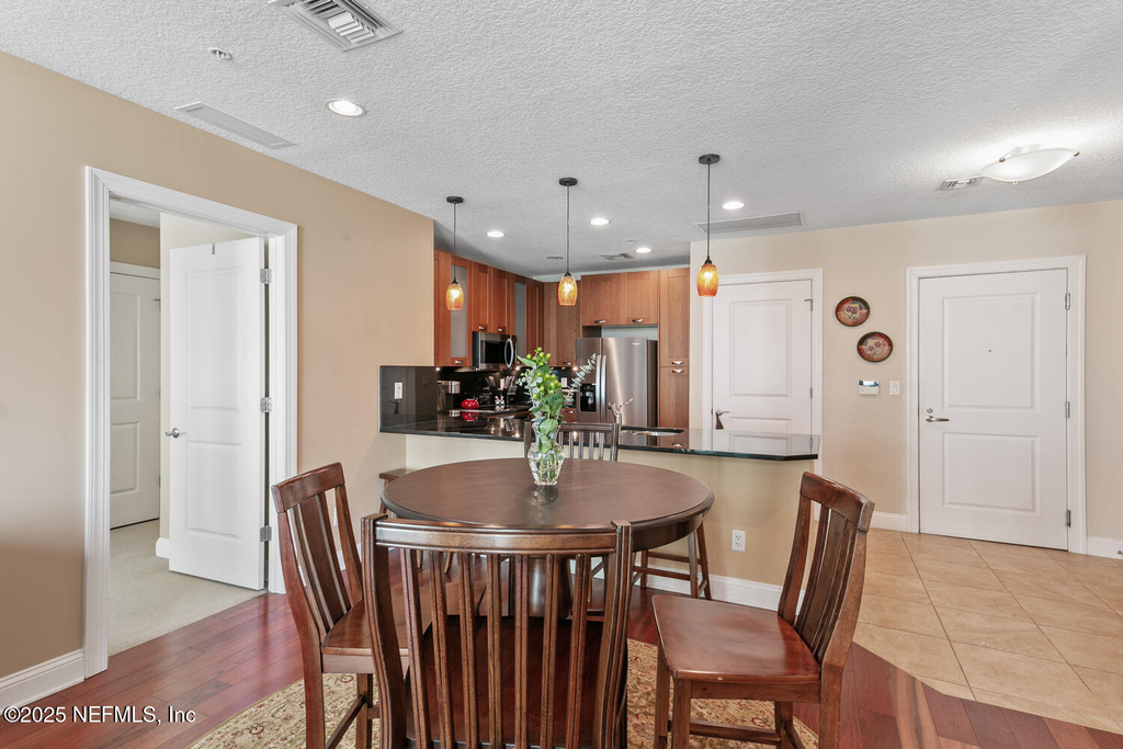 1431 Riverplace Boulevard - Photo 8