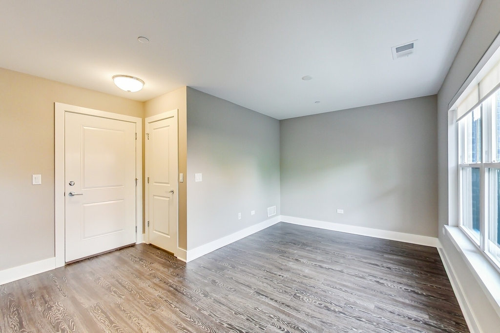 20 Webster Avenue - Photo 16
