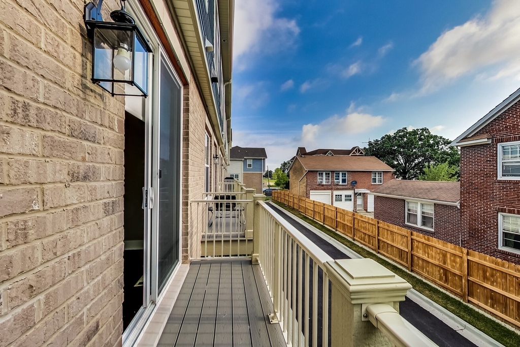 20 Webster Avenue - Photo 27