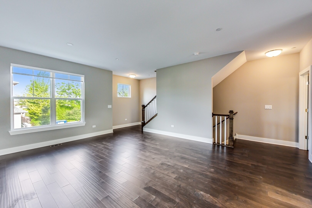 20 Webster Avenue - Photo 9