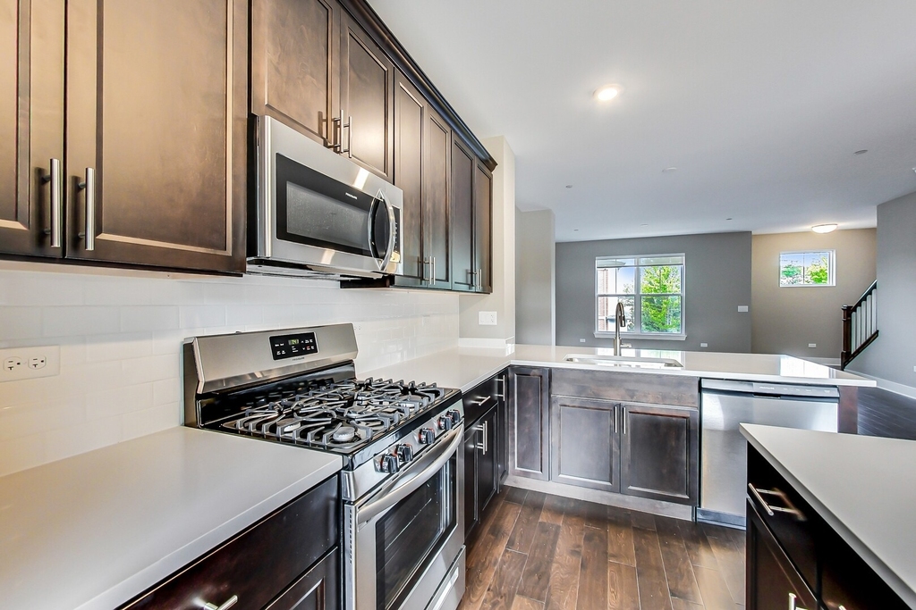 20 Webster Avenue - Photo 4