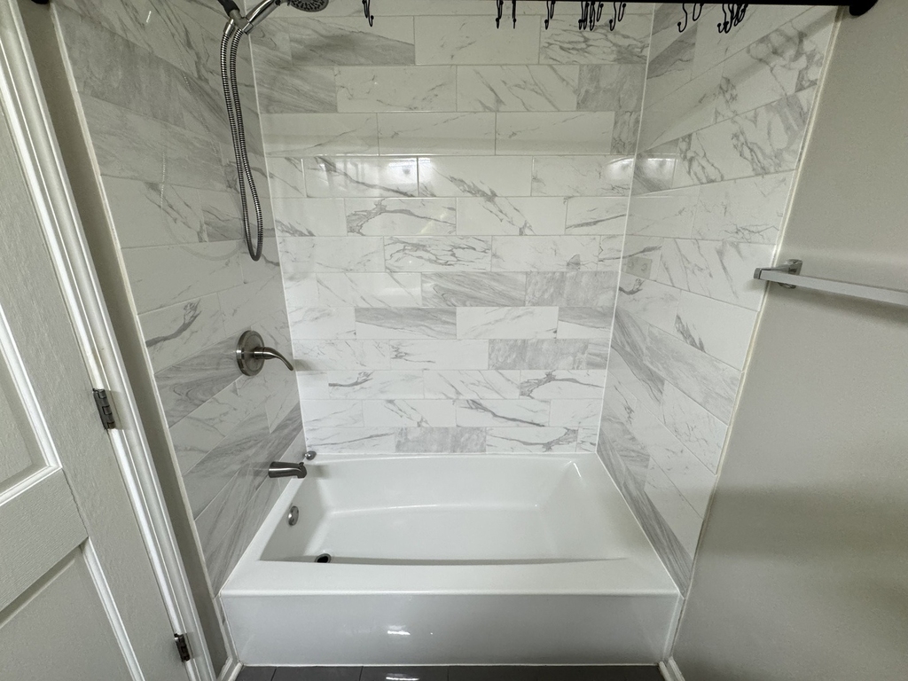 6332 S Ingleside Avenue - Photo 11
