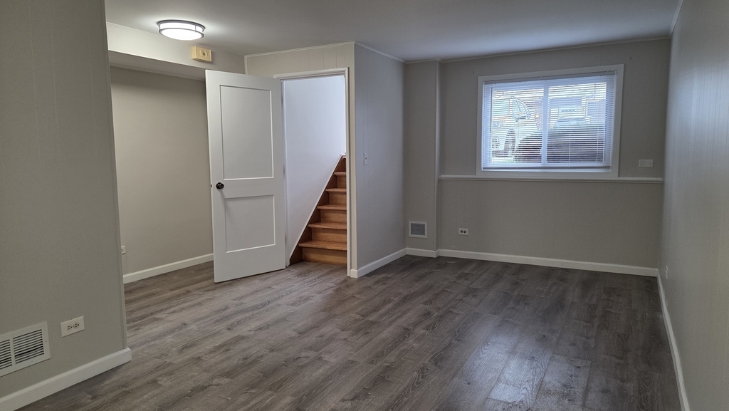 553 W Park Avenue - Photo 14