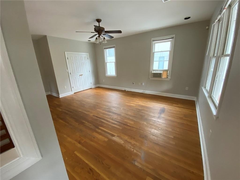 528 Rankin Street Ne - Photo 3