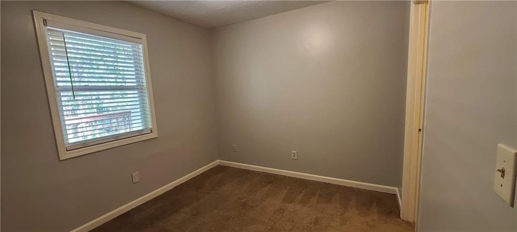 966 Amberly Drive - Photo 5
