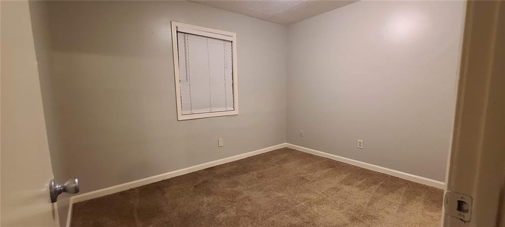 966 Amberly Drive - Photo 7